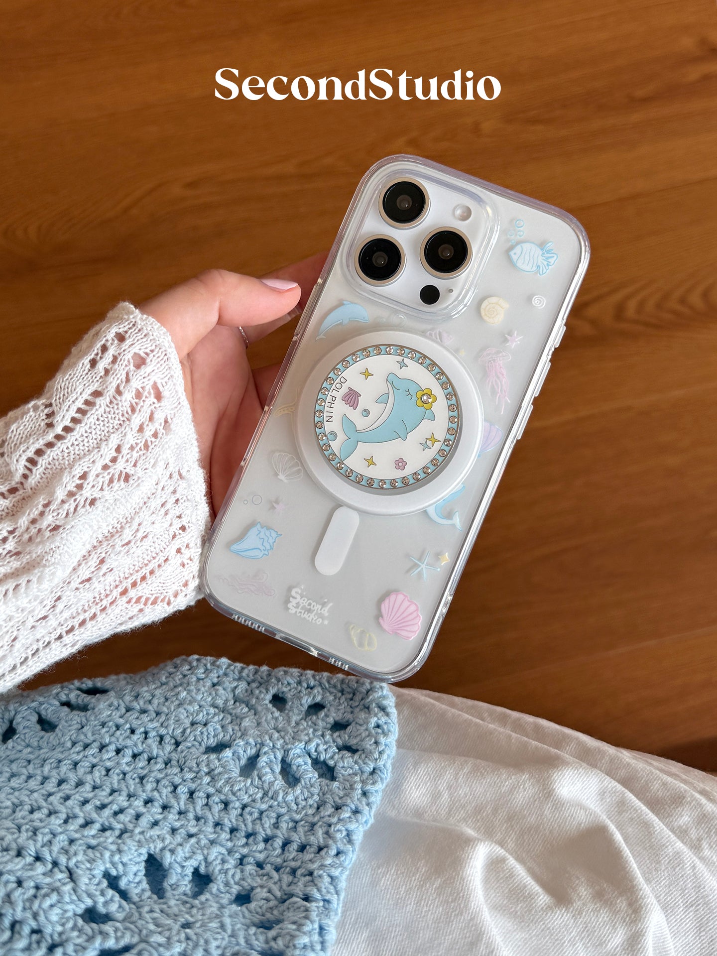 Crystal Tide Dolphin MagSafe Case